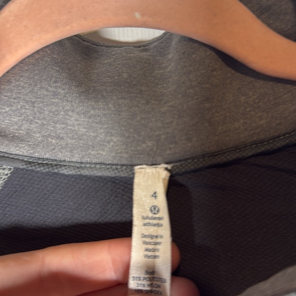 #75 Lululemon Snug Sprinter Jacket $168MSRP - Picture 5 of 13